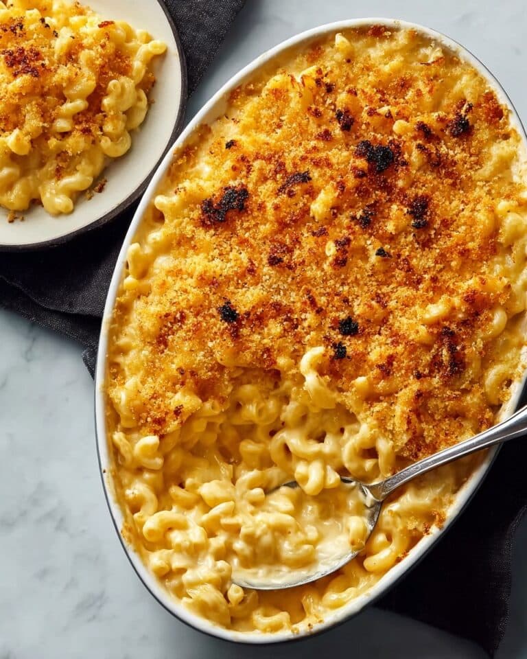 Creamy Baked Mac and Cheese Recipe
