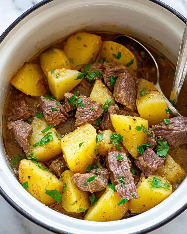 Slow Cooker Steak and Cheddar Potato Casserole Recipe